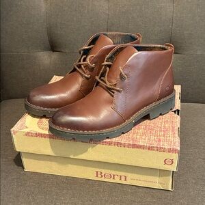 Born Women's Dark Brown Leather Chukka Boots
